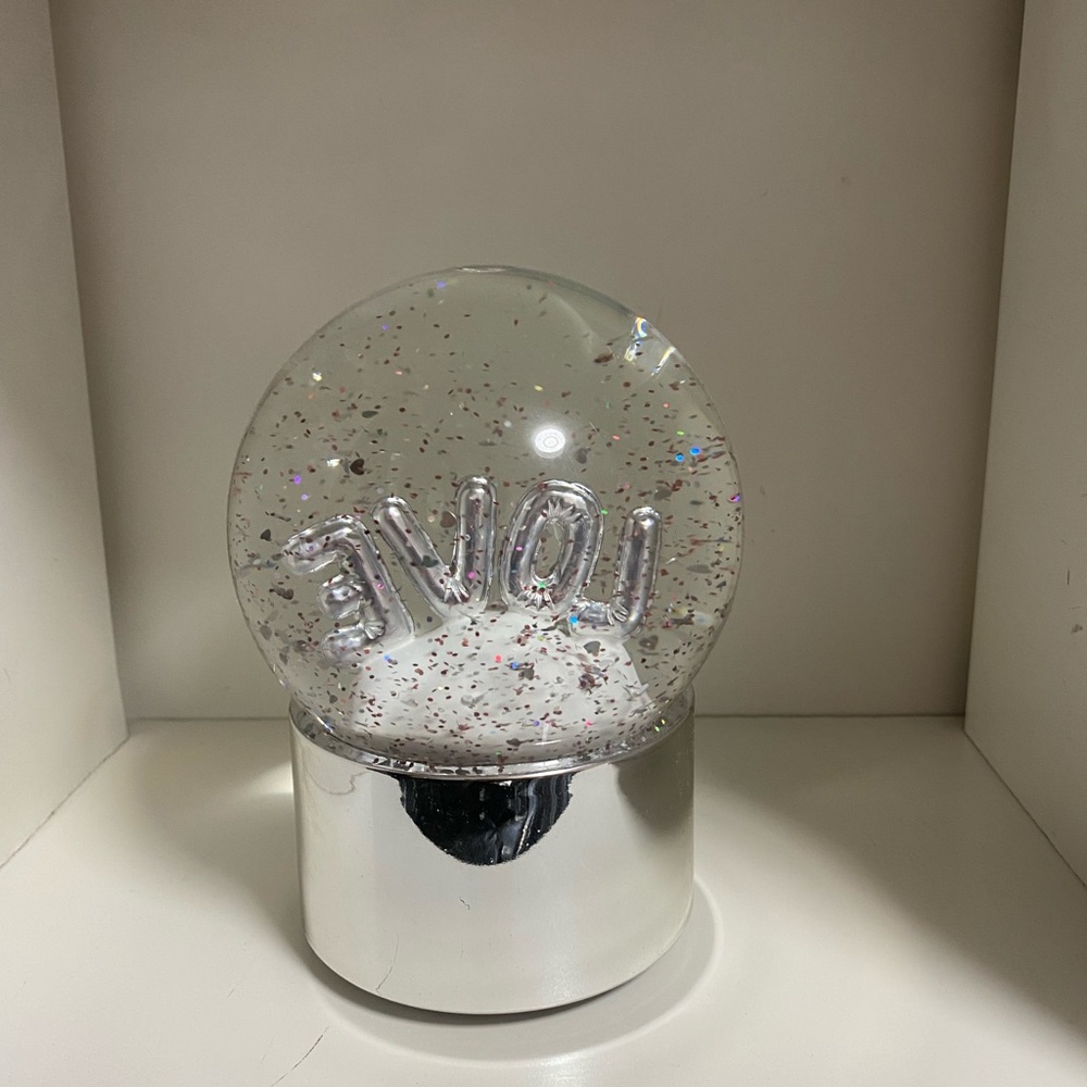 Indigo Silver Base Decorative Piece with music sounds